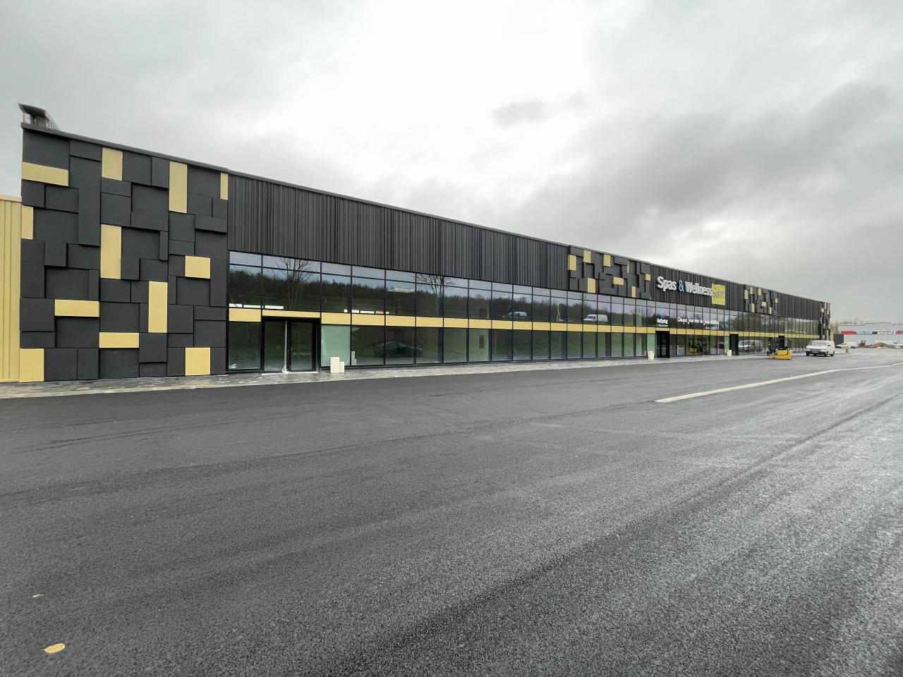 Commerce Champigneulles 778m² Location commerce Champigneulles Meurthe-et-Moselle OLCOM2204493 0